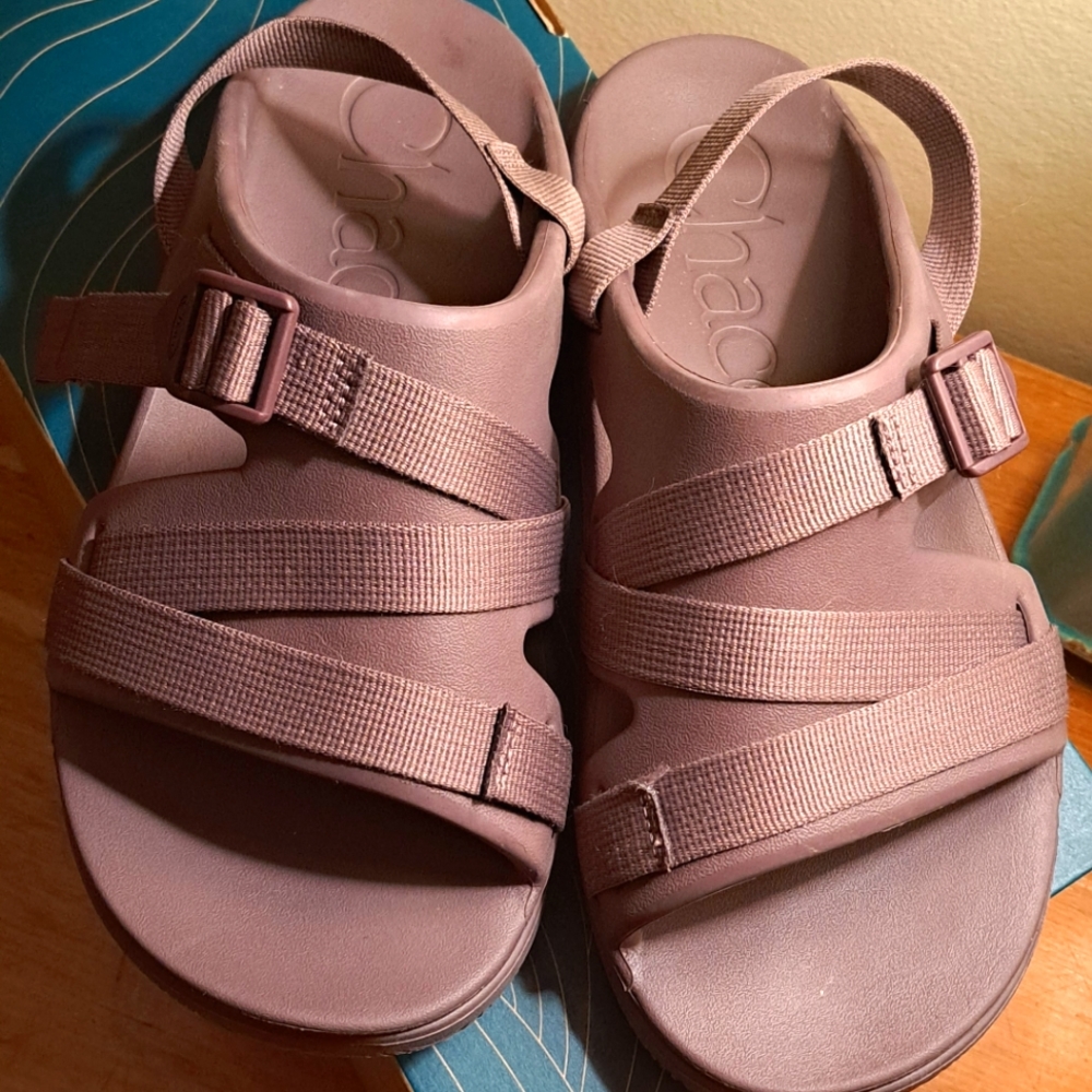 Chaco Chillos Sport Sandals, Sparrow, Size 9